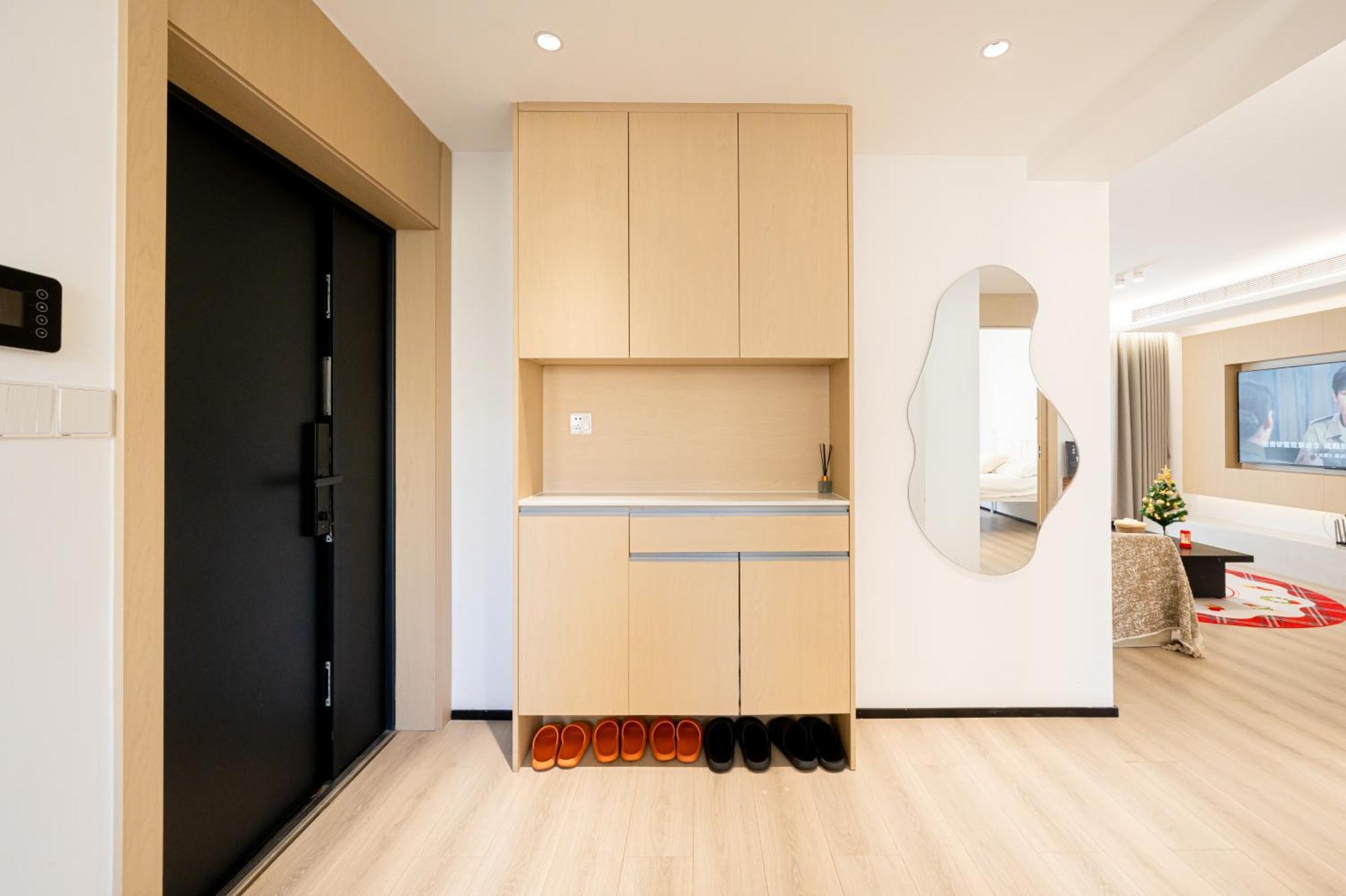 Huili Garden, 3brs High-end Design Apartment *