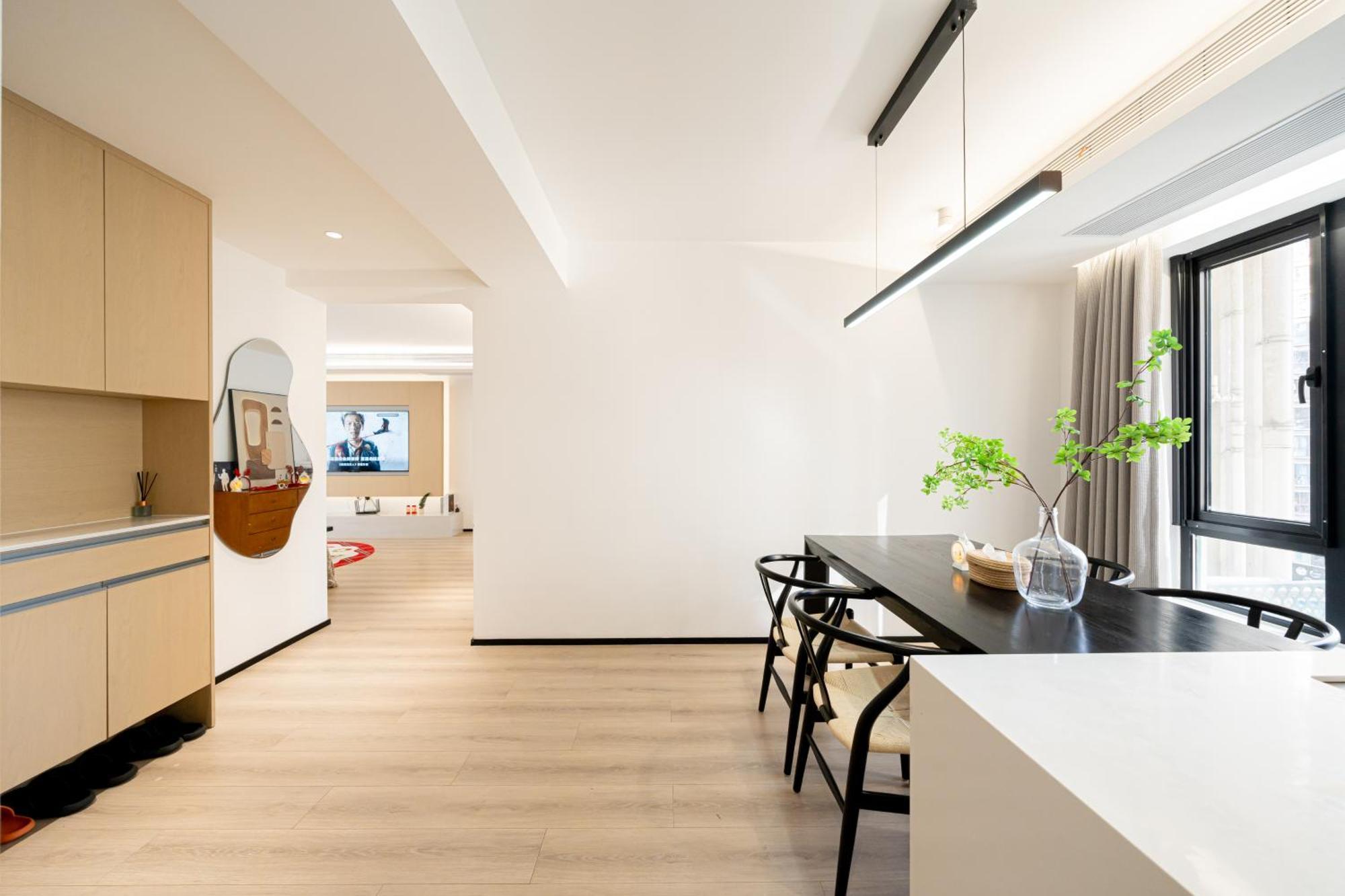 Huili Garden, 3brs High-end Design Apartment Shanghai